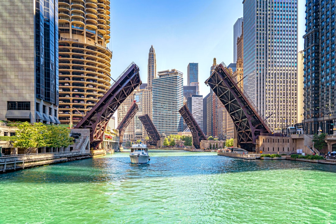travel companies in chicago