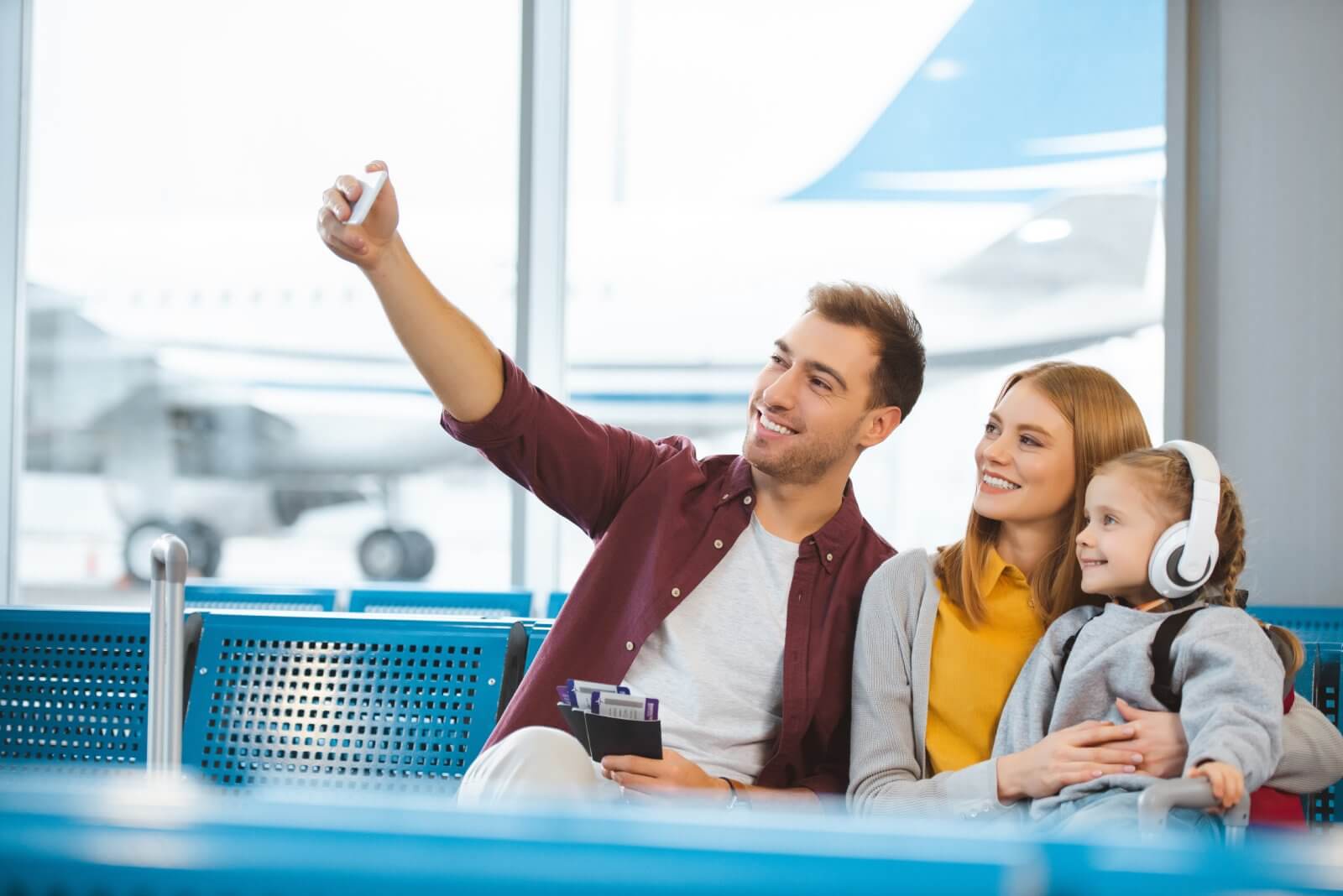 European Flight Bookings in Chicago | Doma Shipping & Travel