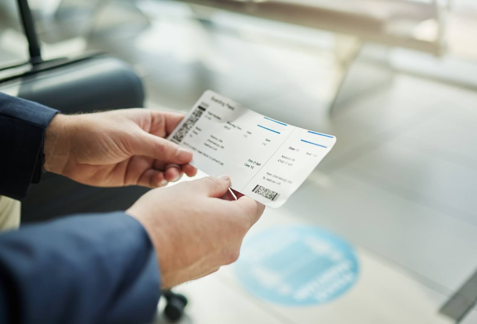 Round-Trip Ticket Assistance in Chicago | Doma Shipping & Travel